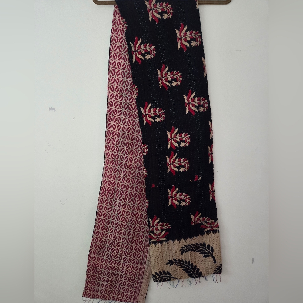 Mieko Mintz Black Beige Red Kantha Cotton Floral Reversible Scarf Shawl